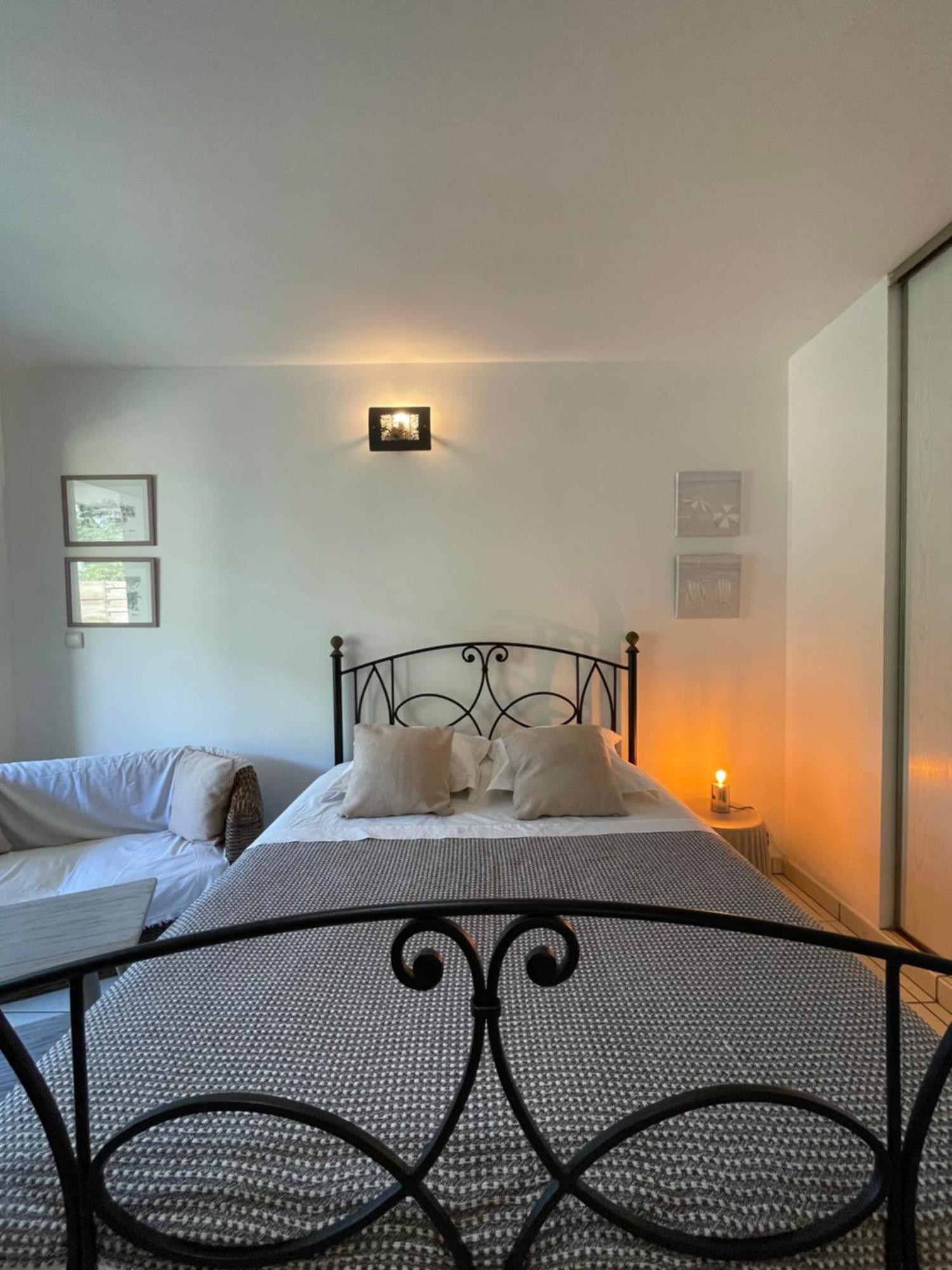 Prana Lodge Saint Gilles Les Bains 800 M De La Plage Exterior photo
